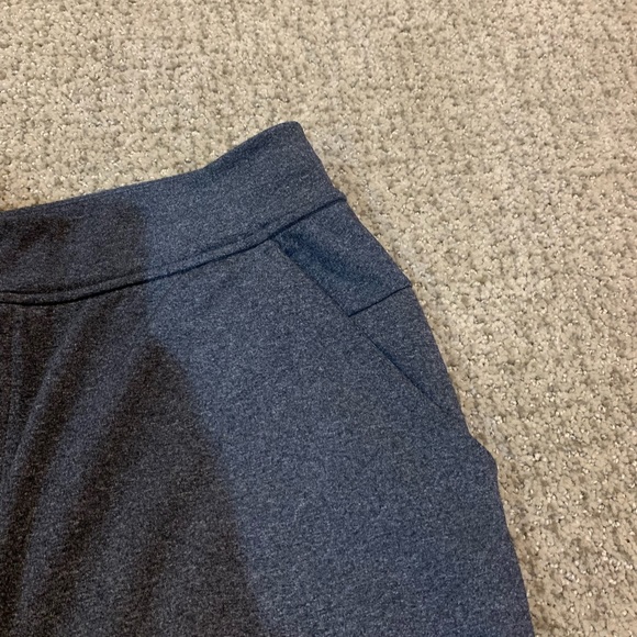 Lululemon grey sweatpants - Picture 4 of 6